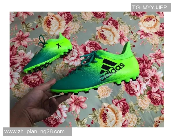 耐克与阿迪达斯足球鞋全面对比哪个更适合你的需求与风格 耐克与阿迪达斯足球鞋全面对比哪个更适合你的需求与风格